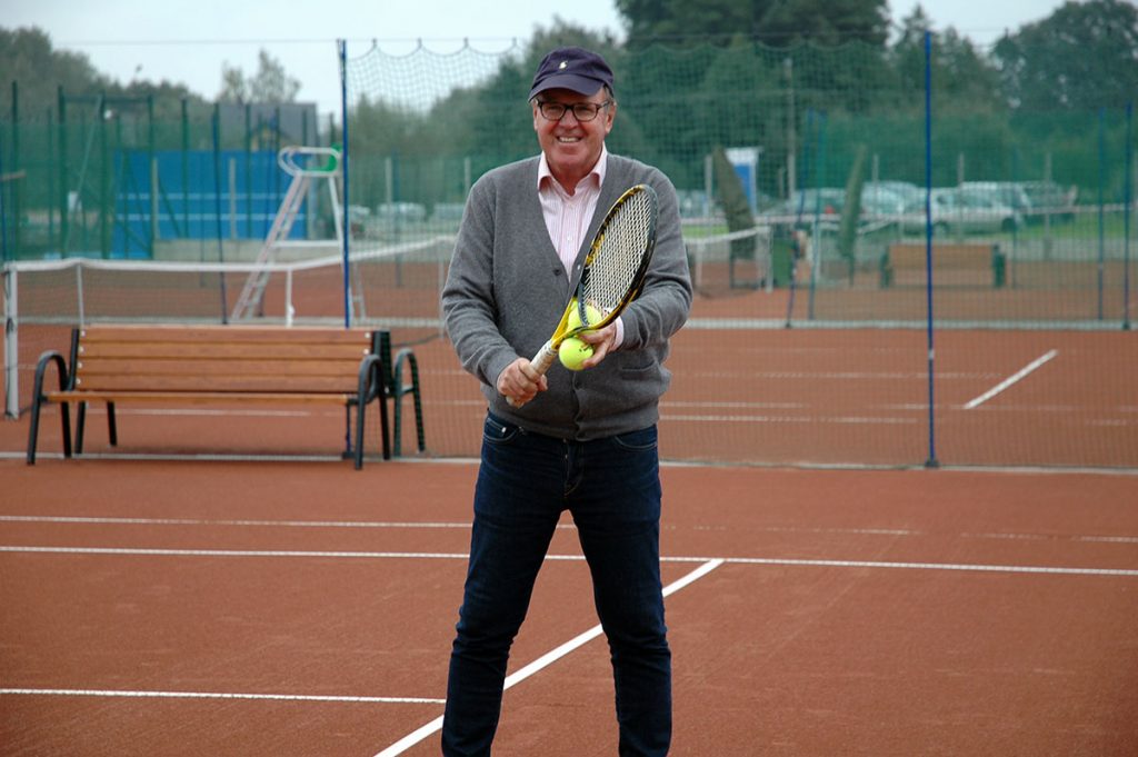 Wojciech Fibak podczas otwarcia Tenis Kozerki